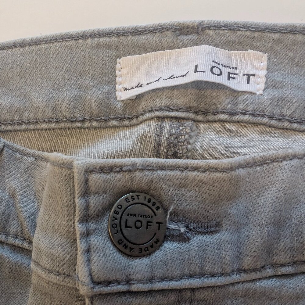 Loft Gray Modern Skinny jeans size 6